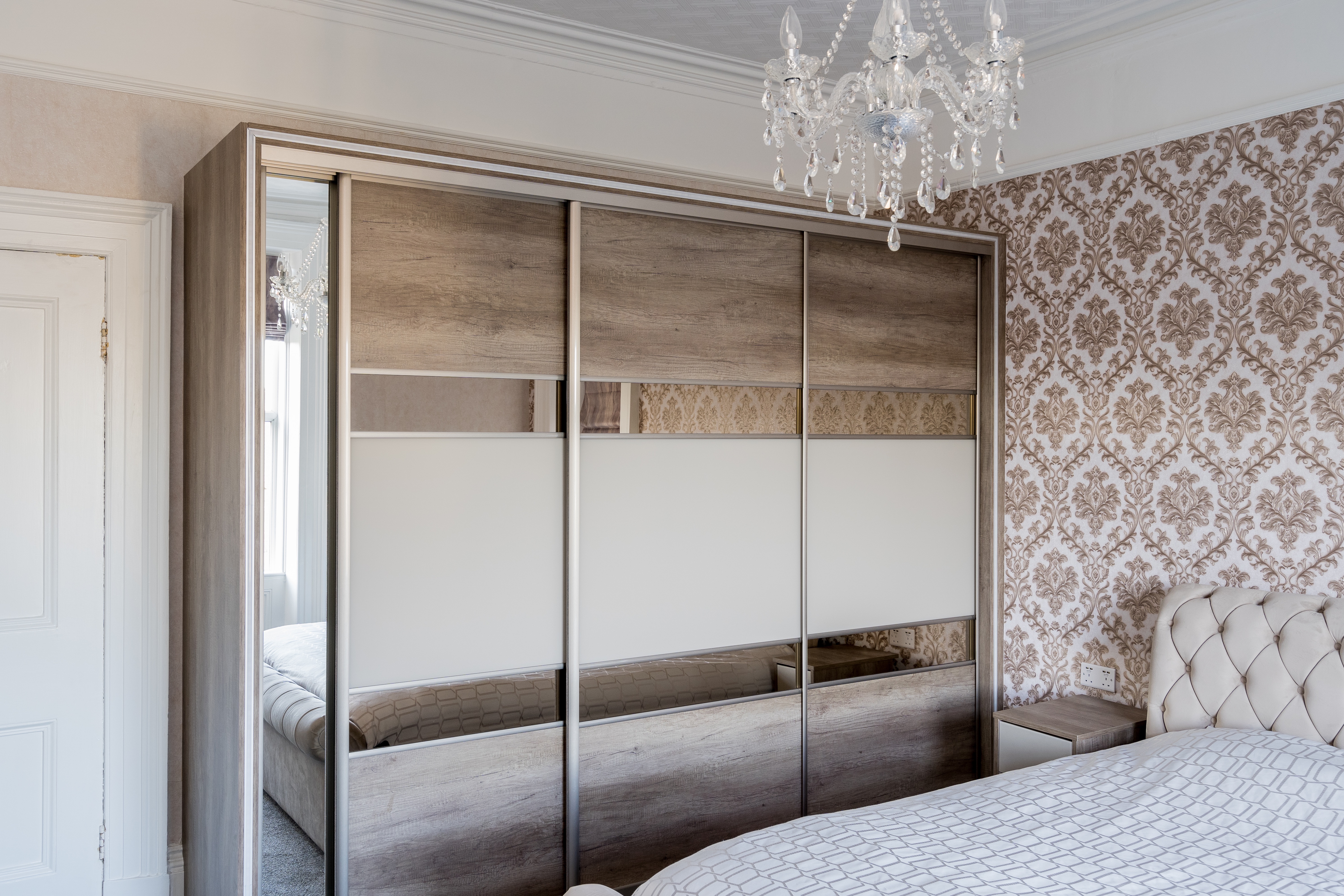 <a href="http://www.thealgorithm.co.uk/2018/10/17/hello-world/">Bespoke Sliding Door Wardrobes</a>